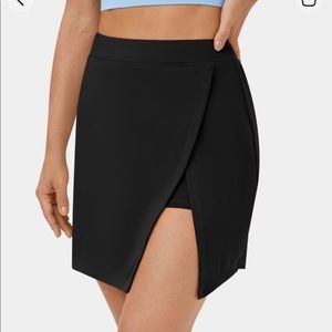 Tennis skirt but with shorts and a pocket!
